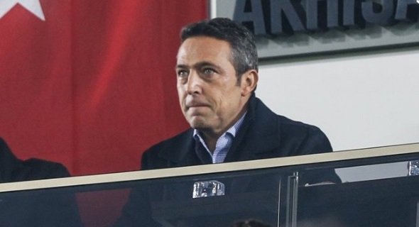 'Fenerbahçe'de ilk değişim! Eski yönetici geri dönüyor