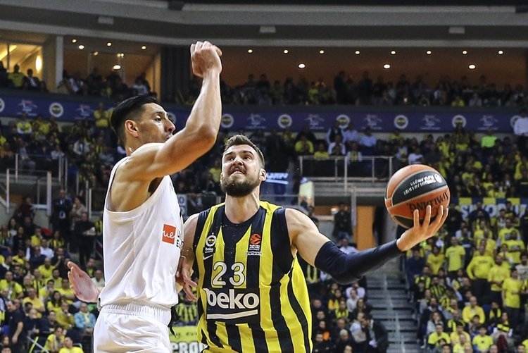 'Fenerbahçe'den teklif alan futbolcudan sürpriz hareket! Maça geldi