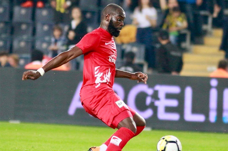 <h2>Fransızlar duyurdu! Galatasaray’ın transferi Süper Lig’den...</h2>