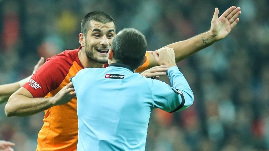 <h2>GALATASARAY CAMİASI SATILMIŞTIR</h2>