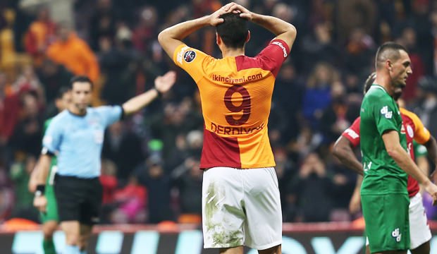 <h2>GALATASARAY ÖNCE KAPISININ ÖNÜNÜ TEMİZLEYECEK</h2>