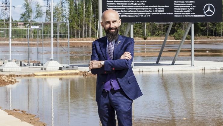 <h2>Galatasaray’a sürpriz başkan adayı: Bahattin Demirbilek!</h2>