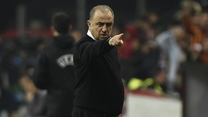 'Galatasaray'a yeni Melo ve Sneijder! Fatih Terim...