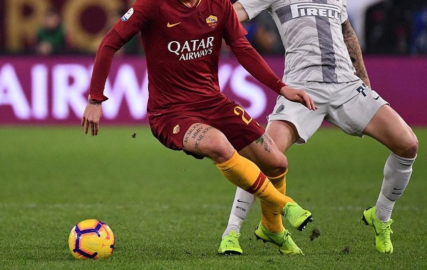 'Galatasaray'ın devre arasındaki ilk bombası! Roma'dan süper solak