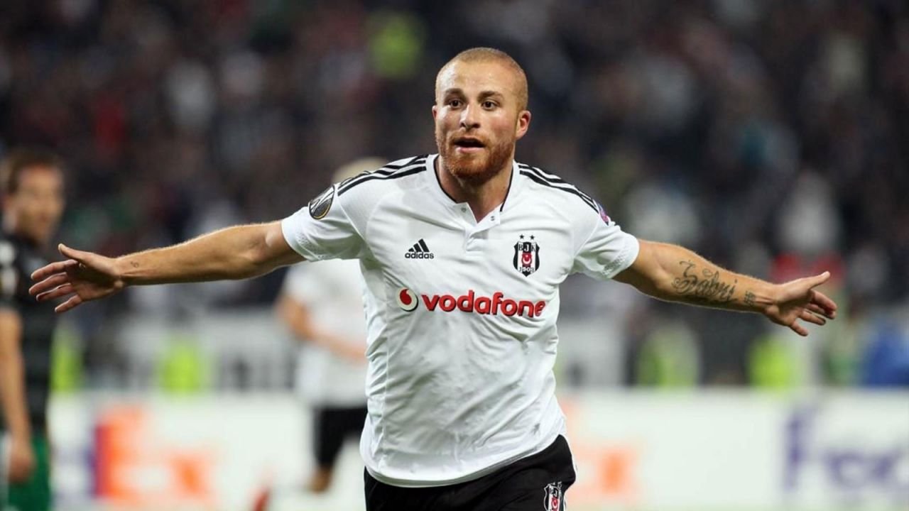 <h2>Gökhan Töre - Rubin Kazan - 4.5 milyon euro </h2>