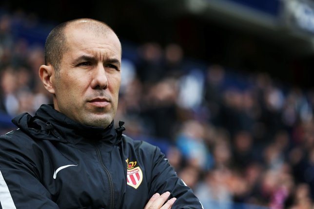 <h2>Görüntüleri izliyor</h2>