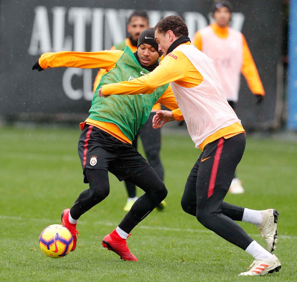 <h2>Gözler Yunus&Celil’de</h2>