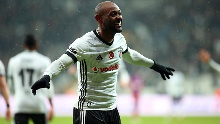 <h2>İsveç ekibiyle oynanacak mücadele öncesindeki takım çalışmalarında etkili bir görüntü sergileyen Sambacı, golleriyle takımına son 32’yi getirmeyi hedefliyor.</h2>