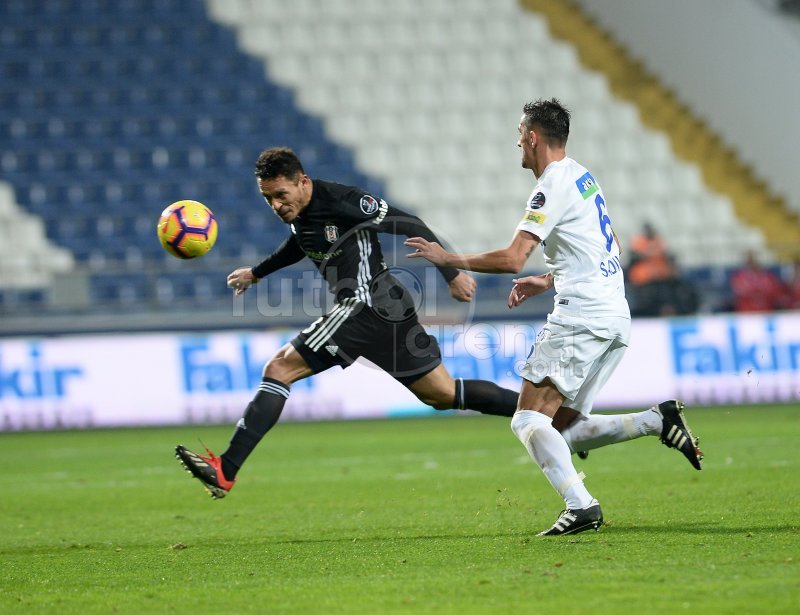 'Kasımpaşalı futbolculardan Beşiktaş'a olay gönderme  