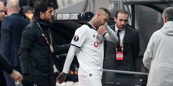 'Kırmızı kartın faturası ağır oldu! Quaresma'ya dev ceza