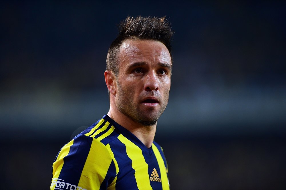 <h2>Mathieu Valbuena.</h2>