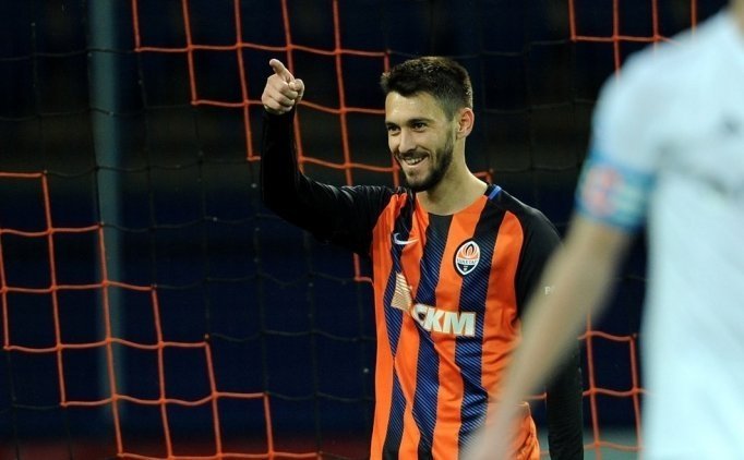 <h2>Menajerine bildirdi... Galatasaray’a transfer şoku!</h2>