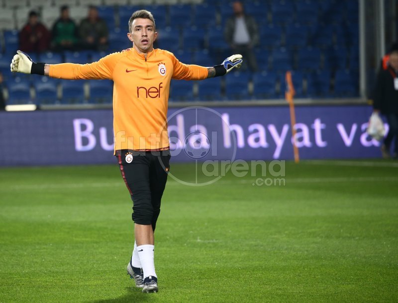 'Muslera, Başakşehir maçında isyan ettirdi! Olay paylaşım