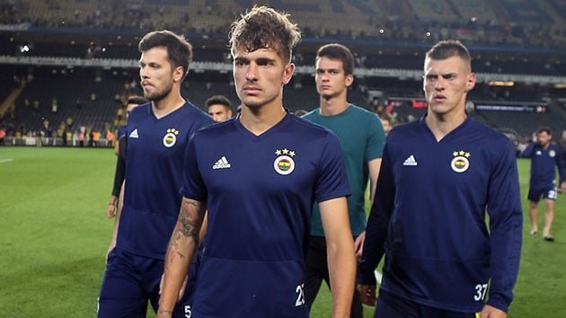 <h2>Roman Neustadter.</h2>