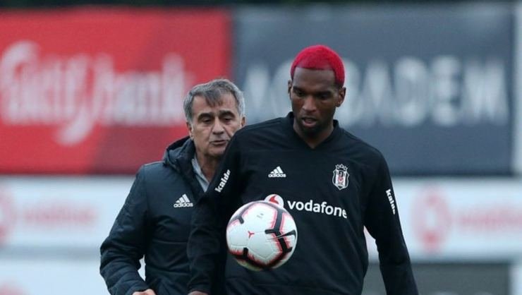 'Ryan Babel'den Beşiktaş'a şok!