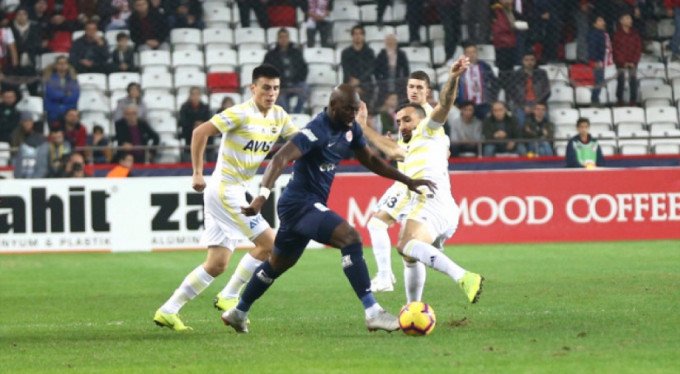 <h2>Şampiyonluk pankartı </h2>