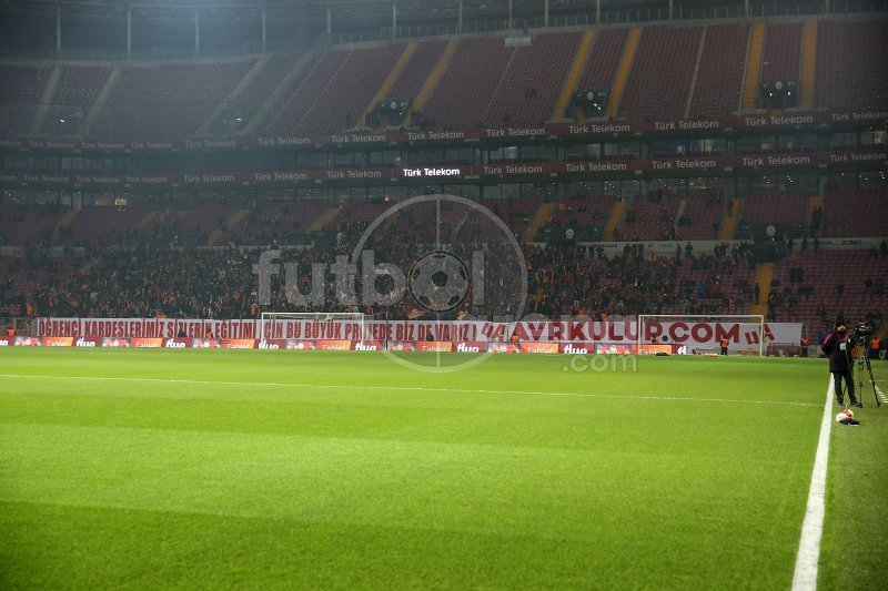 <h2>TT Stadı alev alev yandı! İşte taraftar sayısı</h2>