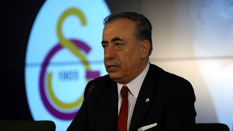 'Ve Mustafa Cengiz, İngiltere yolcusu! Manchester City...