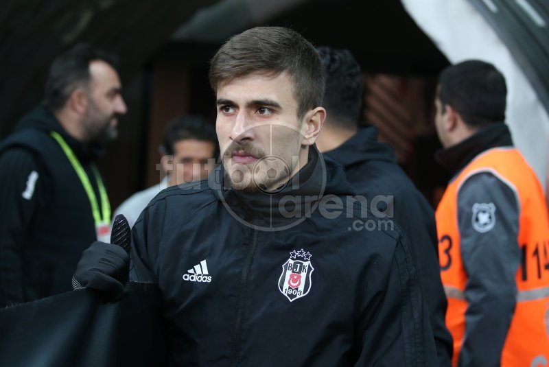 <h2>Vodafone Park tribünlerinde herkesin konuştuğu görüntü</h2>