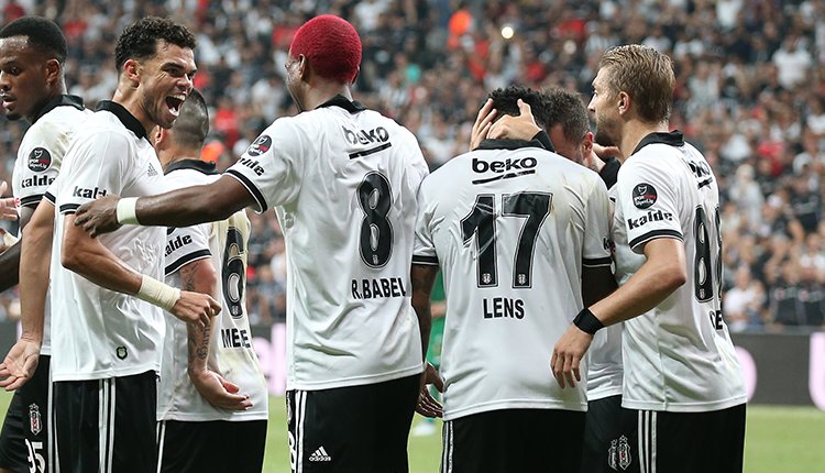 'Beşiktaş kadro dışı bıraktı, Galatasaray'a gidiyor