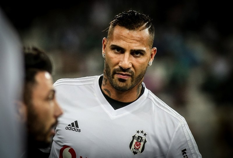 'Beşiktaş'ta Quaresma depremi! Yıldız futbolcudan şaşırtan paylaşım