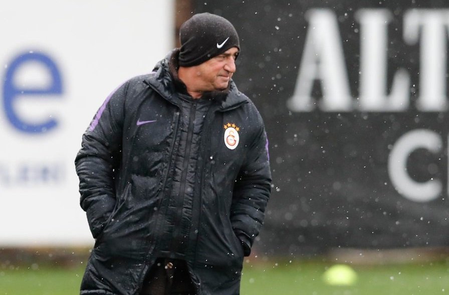 'Fatih Terim'den sürpriz transfer! UEFA'nın 50 kişilik listesine giren oyuncu