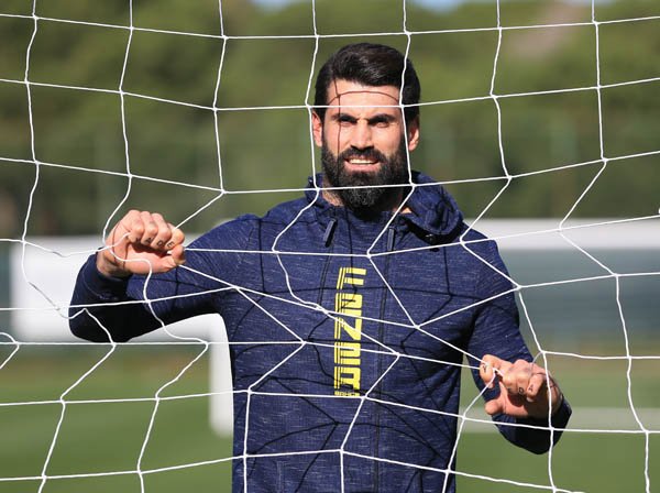 <h2>Fenerbahçe’de beklenen karar! Volkan Demirel’de son dakika</h2>