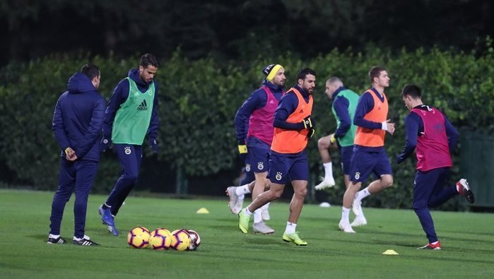 'Fenerbahçe'de herkes bunu konuşuyor! Süper Lig için dikkat çeken detay