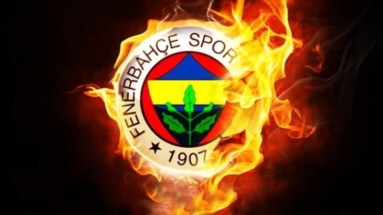 'Fenerbahçe'nin gözdesi olan futbolcu transferi itiraf etti! 