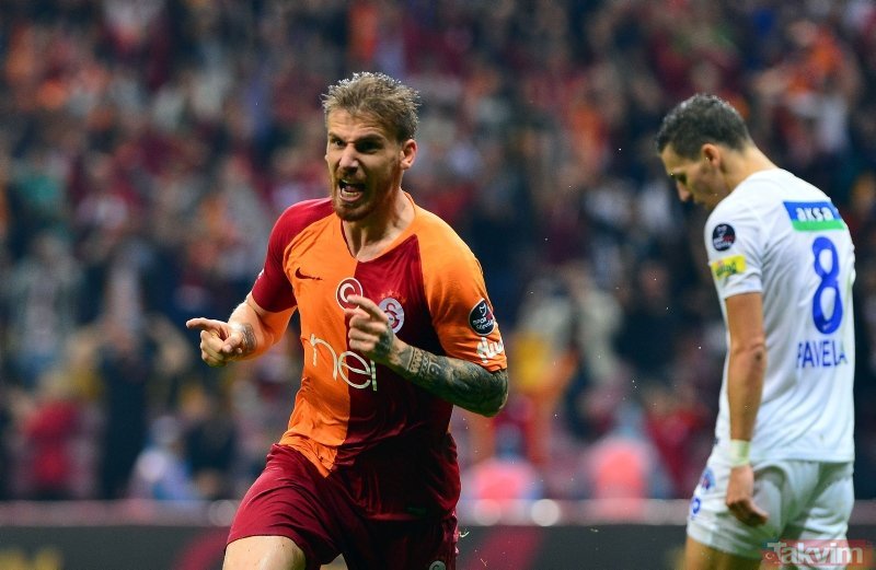 <h2>FENERBAHÇE’YE GİTMEK İSTİYOR</h2>