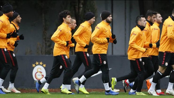 'Galatasaray'da bir ayrılık daha! Yıldız isim...