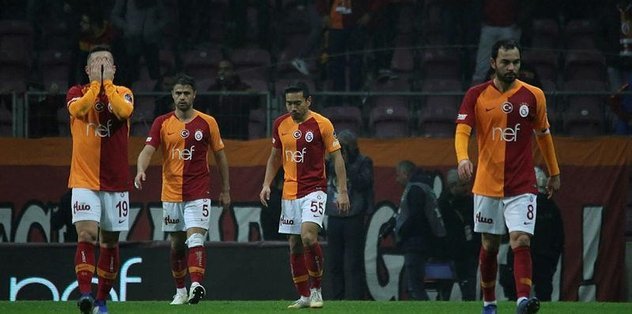 'Galatasaray'da işler karıştı! Kimse beklemiyordu büyük sürpriz...