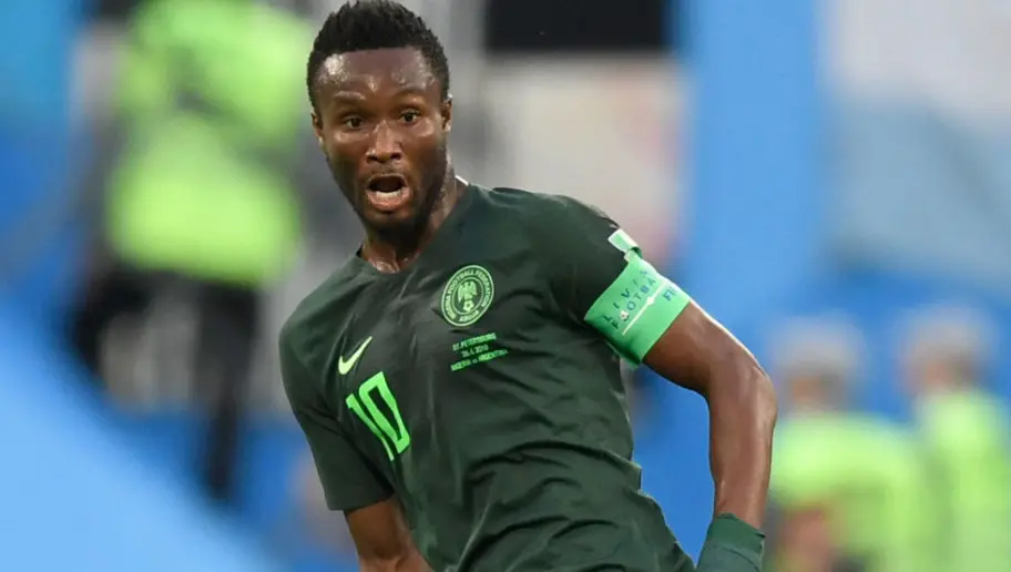 <h2>OBI MIKEL İMZAYA KALDI</h2>