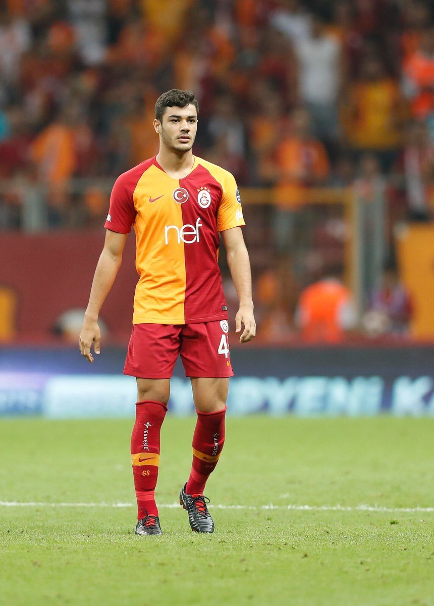 <h2>Ozan Kabak’tan transfer sonrası Fatih Terim itirafı</h2>