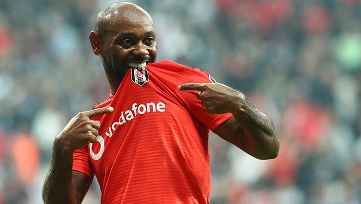 'Vagner Love imzayı atıyor! Beklenen son geldi, işte yeni adresi