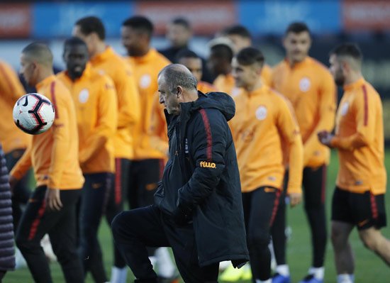 'Yeni golcü haftaya geliyor! İşte taraftarı ayaklandıracak isim
