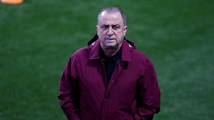 'Yılın transfer hamlesi! Fatih Terim, milli golcüyü resmen aradı