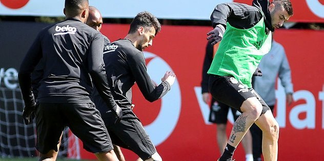 <h2>Beşiktaş’ta son dakika! UEFA kararı </h2>