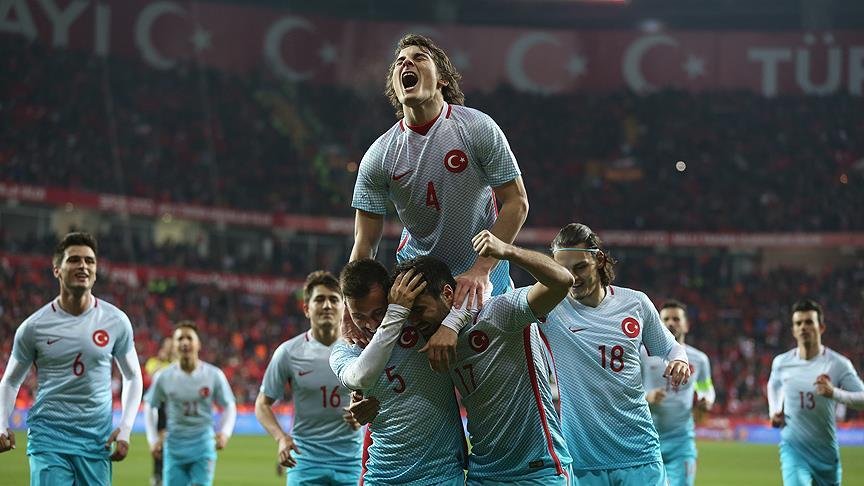 <h2>DORUKHAN’IN HAFİF AĞRILARI BULUNUYOR</h2>