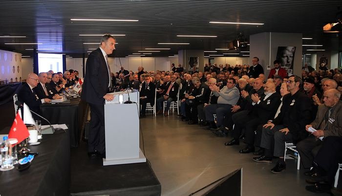 'Fikret Orman'ın acil transfer planı! 3 yıldızın satışına onay verdi