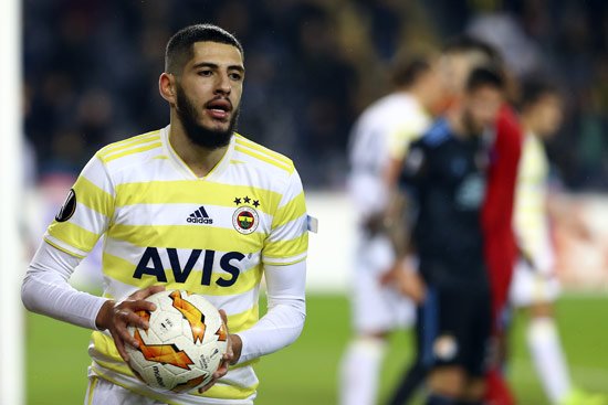 <h2>Galatasaray transferi bitirdi! Fenerbhaçe’den 3 yıllığına geliyor</h2>