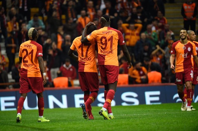<h2>Galatasaray yıldız futbolcunun fiyatını belirledi! 15 milyon Euro’yu getiren alır </h2>
