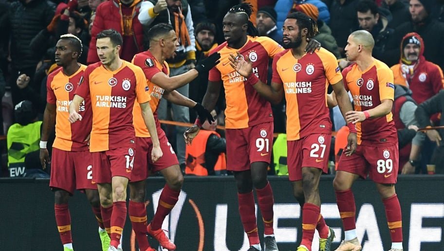 'Galatasaray'dan Fenerbahçe ve Beşiktaş'a yılın transfer çalımı