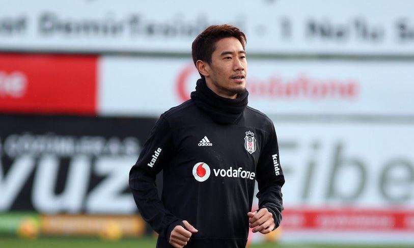 'Kagawa beklemede! Transferde sürpriz karar