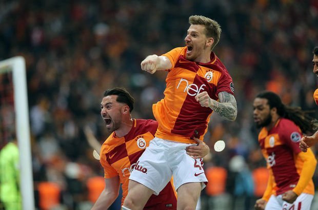 <h2>Serdar Aziz’e Galatasaray şoku!</h2>