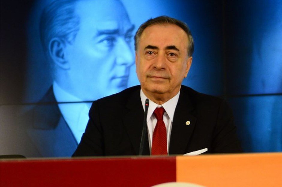 <h2>UEFA CEPHESİNDE TARAF SEÇMELİYİZ</h2>