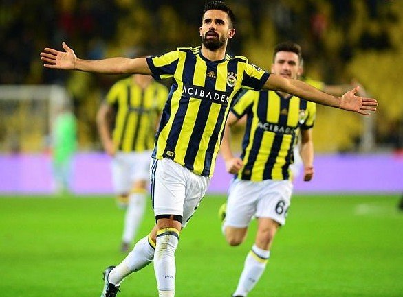 <h2>Alper Potuk, Fenerbahçe’den ayrıldı mı?</h2>