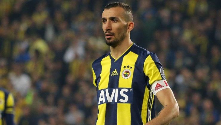 <h2>Başakşehir, Mehmet Topal’ı transfer edecek mi?</h2>