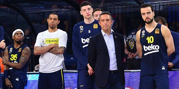 Fenerbahçe Beko, Anadolu Efes’e şampiyonluğu kaptırdı