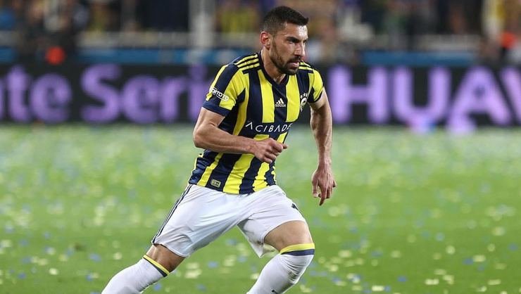 <h2>Şener Özbayraklı Fenerbahçe’den ayrıldı mı?</h2>